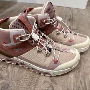 ON Hiking Shoes - On Cloud 8.5 Women’s